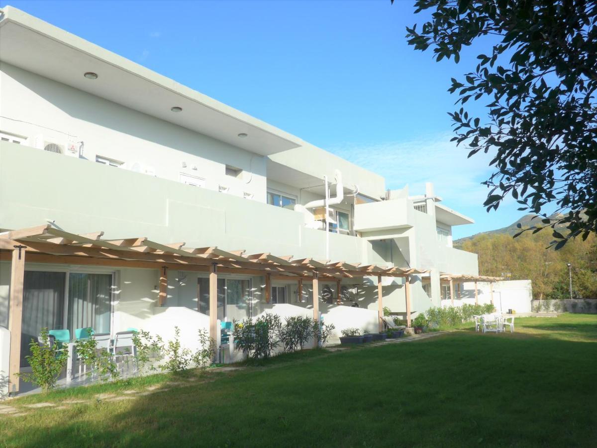 Kalamaki Plaza Apartments Exteriör bild
